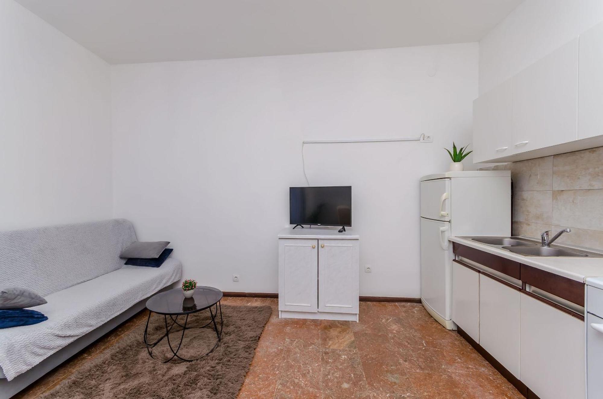 Apartment Tabak